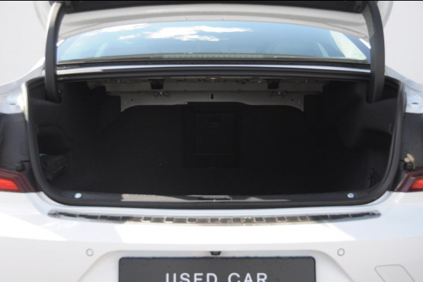 Volvo S90 T4 190PK Automaat Inscription / Adaptieve cruise control / BLIS / Elektrische achterklep / Keyless entry / Parkeersensoren met camera / Apple carplay / Stoelverwarming /