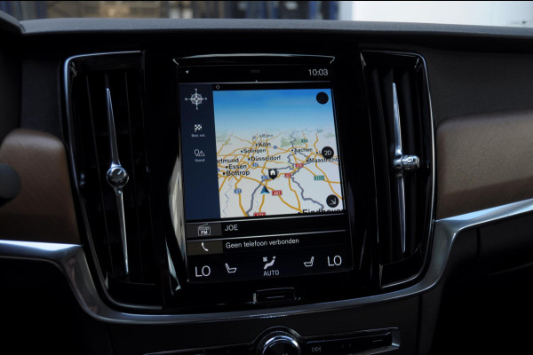 Volvo S90 T4 190PK Automaat Inscription / Adaptieve cruise control / BLIS / Elektrische achterklep / Keyless entry / Parkeersensoren met camera / Apple carplay / Stoelverwarming /