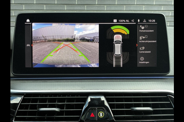 BMW 5 Serie Touring 530d High Executive M Sport Pakket Automaat / Live Cockpit Professional / Head-Up Display / Panoramadak / Laser / Adaptieve Cruise Control / Stoelverwarming / HiFi / 20 Inch / Sportstoelen voor / DAB