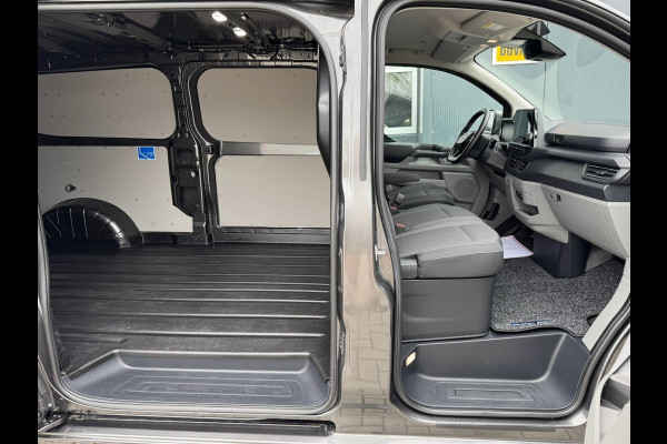 Ford Transit Custom 2.0 TDCI 170pk L2H1 Limited Automaat | CarPlay | 17 inch | Camera | Stuur + stoelverwarming | LED | Keyfree