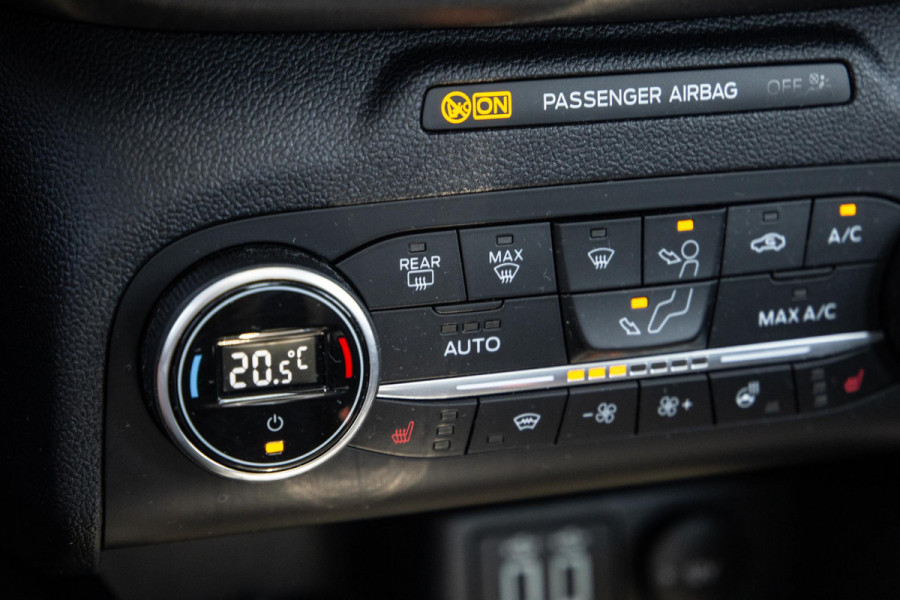 Ford Kuga 2.5 PHEV Titanium PANORAMA DAK / CAMERA / ADAPTIVE CRUISE / STOEL VERWARMING / CARPLAY