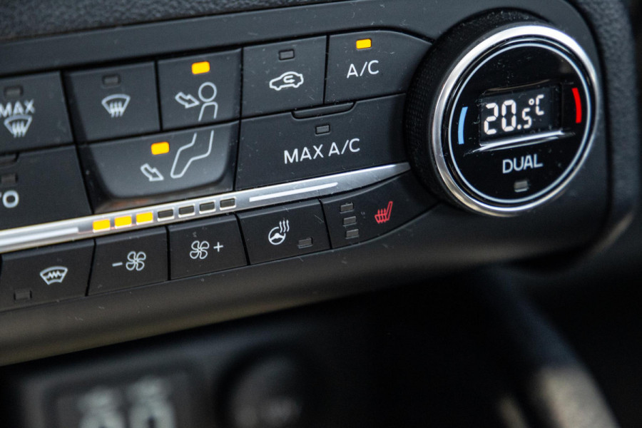 Ford Kuga 2.5 PHEV Titanium PANORAMA DAK / CAMERA / ADAPTIVE CRUISE / STOEL VERWARMING / CARPLAY