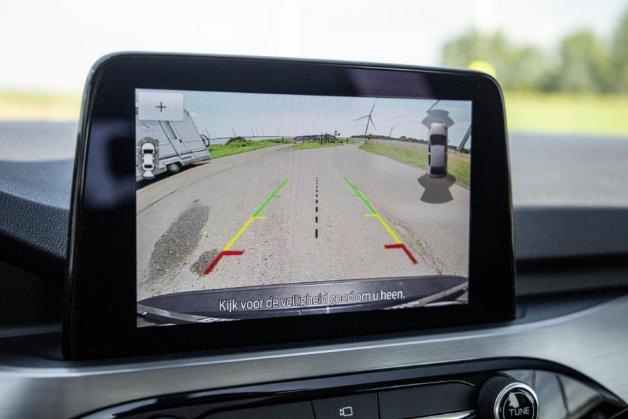 Ford Kuga 2.5 PHEV Titanium PANORAMA DAK / CAMERA / ADAPTIVE CRUISE / STOEL VERWARMING / CARPLAY