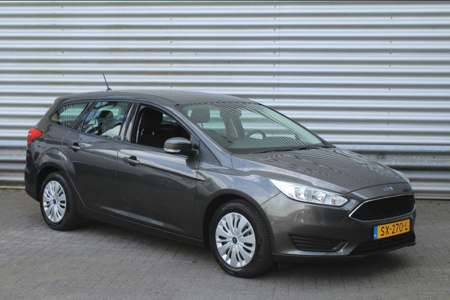 Ford FOCUS Wagon 1.0 101pk Trend Trekhaak NL-Auto NAP
