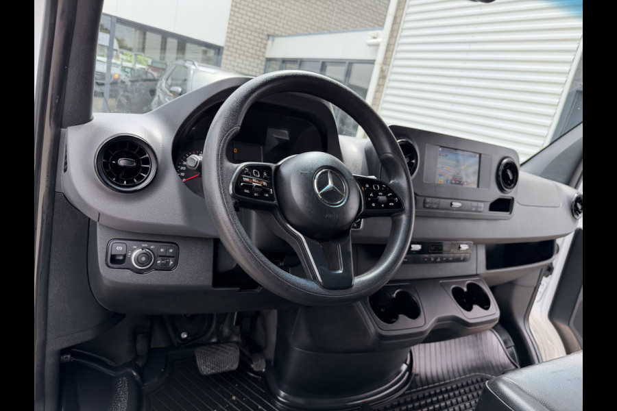 Mercedes-Benz Sprinter 314 2.2 CDI L2H2 automaat / vaste prijs rijklaar € 20.950 ex btw / euro 6 / bpm vrij / lease vanaf € 342 / leer / cruise en climate control / camera / standkachel / ingerichte laaruimte !