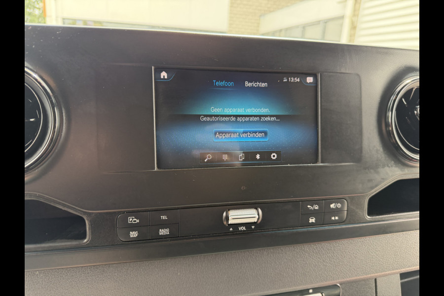 Mercedes-Benz Sprinter 314 2.2 CDI L2H2 automaat / vaste prijs rijklaar € 20.950 ex btw / euro 6 / bpm vrij / lease vanaf € 342 / leer / cruise en climate control / camera / standkachel / ingerichte laaruimte !