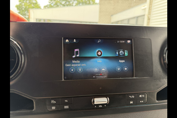 Mercedes-Benz Sprinter 314 2.2 CDI L2H2 automaat / vaste prijs rijklaar € 20.950 ex btw / euro 6 / bpm vrij / lease vanaf € 342 / leer / cruise en climate control / camera / standkachel / ingerichte laaruimte !