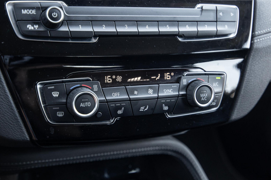BMW X2 xDrive25e Executive CAMERA / PLUG IN HYBRID / STOELVERWARMING / DEALER ONDERHOUDEN