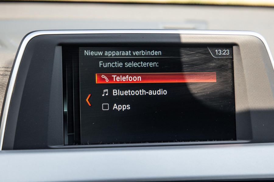 BMW X2 xDrive25e Executive CAMERA / PLUG IN HYBRID / STOELVERWARMING / DEALER ONDERHOUDEN