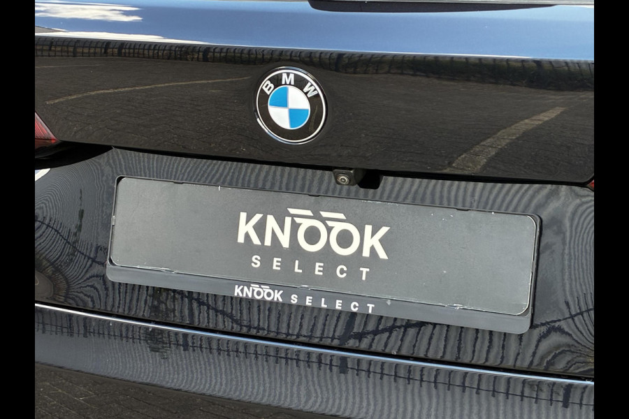 BMW X5 xDrive45e High Executive M Sport Pakket Automaat / Live Cockpit Professional / Panoramadak / Trekhaak / Comfortstoelen / Head-Up Display / Luchtvering / Driving Assistant Professional / Hifi / Stoelverwarming voor+achter /