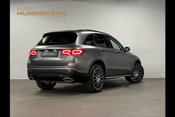Mercedes-Benz GLC 300e 4MATIC Adapt. cruise | Open dak | Burmester | Massage | Memory | Stoelverwarming | Camera | Ambiente verlichting | Carplay | Originele kleur*