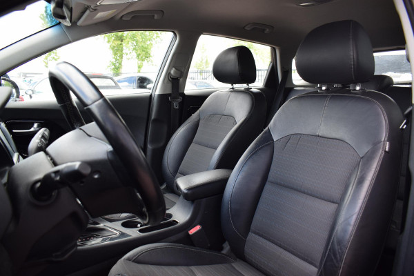 Kia Niro 1.6 GDi Hybrid DynamicLine | Trekhaak | Apple CarPlay | Half Leer | Climate