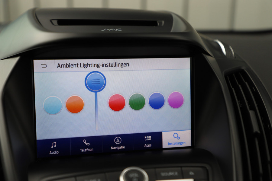 Ford Kuga 1.5 EcoBoost ST Line | 150PK | Keyless-go | Carplay | Stoel/Stuurverwarming | Sony audio | Sfeerverlichting | Camera | 2019.