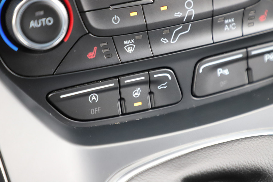 Ford Kuga 1.5 EcoBoost ST Line | 150PK | Keyless-go | Carplay | Stoel/Stuurverwarming | Sony audio | Sfeerverlichting | Camera | 2019.