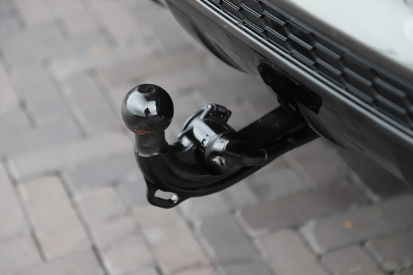 Ford Kuga 1.5 EcoBoost ST Line | 150PK | Keyless-go | Carplay | Stoel/Stuurverwarming | Sony audio | Sfeerverlichting | Camera | 2019.