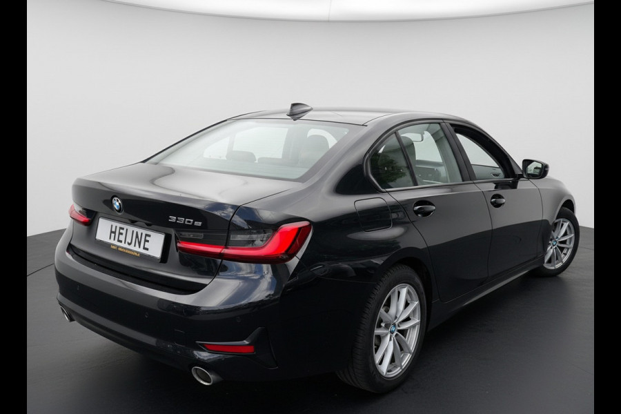 BMW 3-serie 330e 290PK HIGH EXECUTIVE HALF-LEDER/CAMERA/NAVI/PANORAMADAK