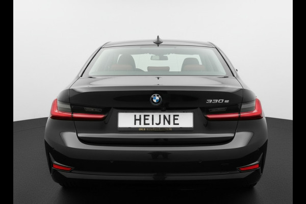 BMW 3-serie 330e 290PK HIGH EXECUTIVE HALF-LEDER/CAMERA/NAVI/PANORAMADAK
