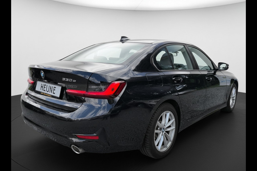 BMW 3-serie 330e 290PK HIGH EXECUTIVE HALF-LEDER/CAMERA/NAVI/PANORAMADAK