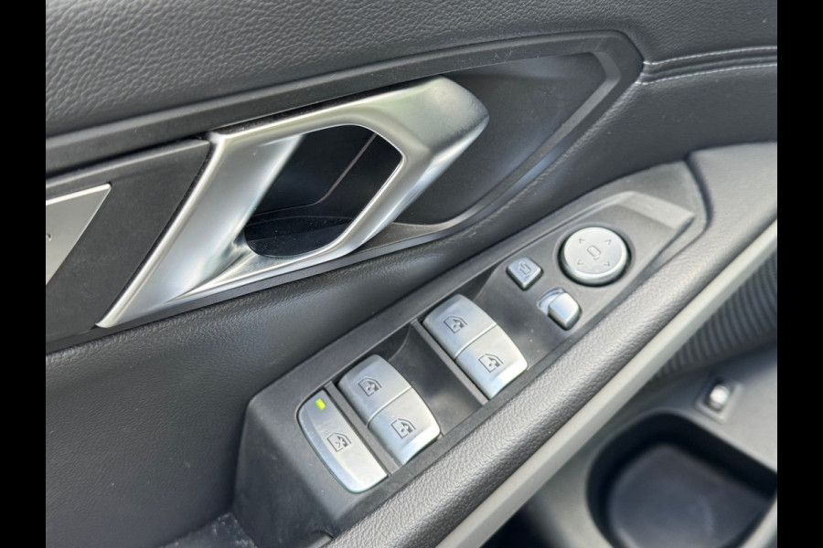 BMW 3-serie 330e 290PK HIGH EXECUTIVE HALF-LEDER/CAMERA/NAVI/PANORAMADAK