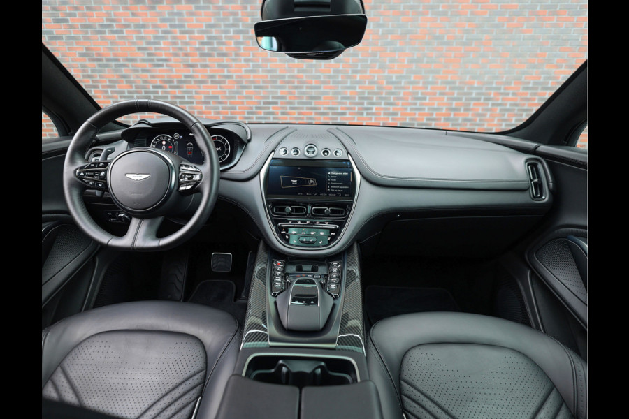 Aston Martin Dbx 4.0 V8