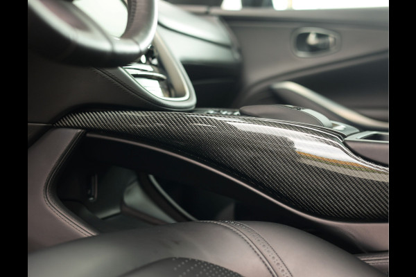Aston Martin Dbx 4.0 V8