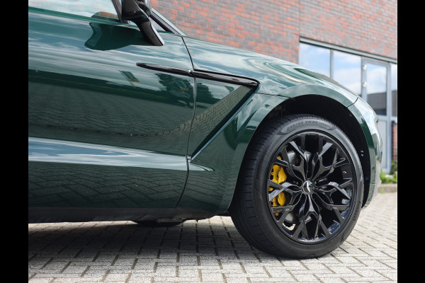 Aston Martin Dbx 4.0 V8