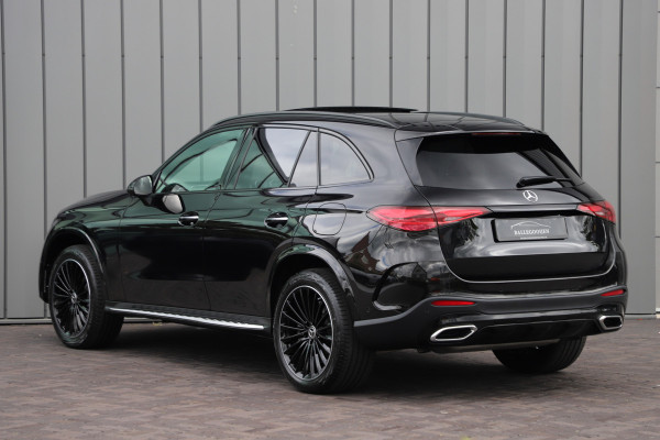 Mercedes-Benz GLC 300e AMG 4-Matic | 313PK | Luchtvering | Achterasbesturing | Head-up | Burmester | Keyless-go | Sfeerverlichting | Air-balance |