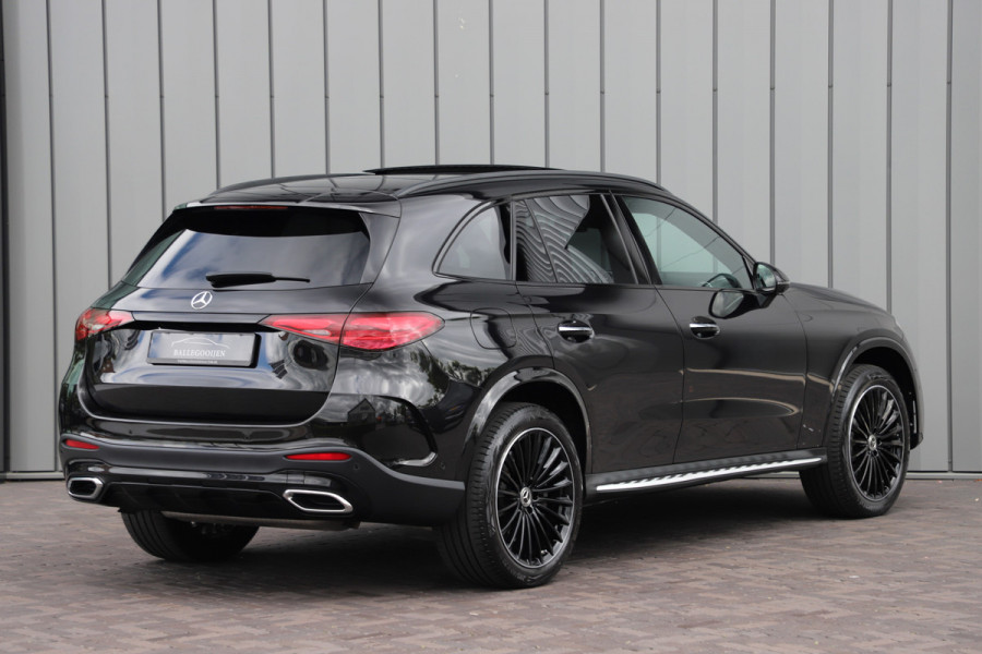 Mercedes-Benz GLC 300e AMG 4-Matic | 313PK | Luchtvering | Achterasbesturing | Head-up | Burmester | Keyless-go | Sfeerverlichting | Air-balance |