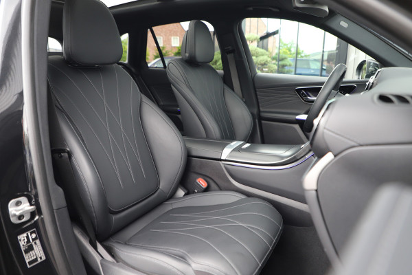 Mercedes-Benz GLC 300e AMG 4-Matic | 313PK | Luchtvering | Achterasbesturing | Head-up | Burmester | Keyless-go | Sfeerverlichting | Air-balance |