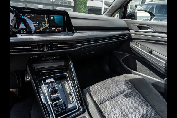 Volkswagen Golf 1.4 eHybrid 245PK GTE | Matrix | Pano | Camera | Trekhaak