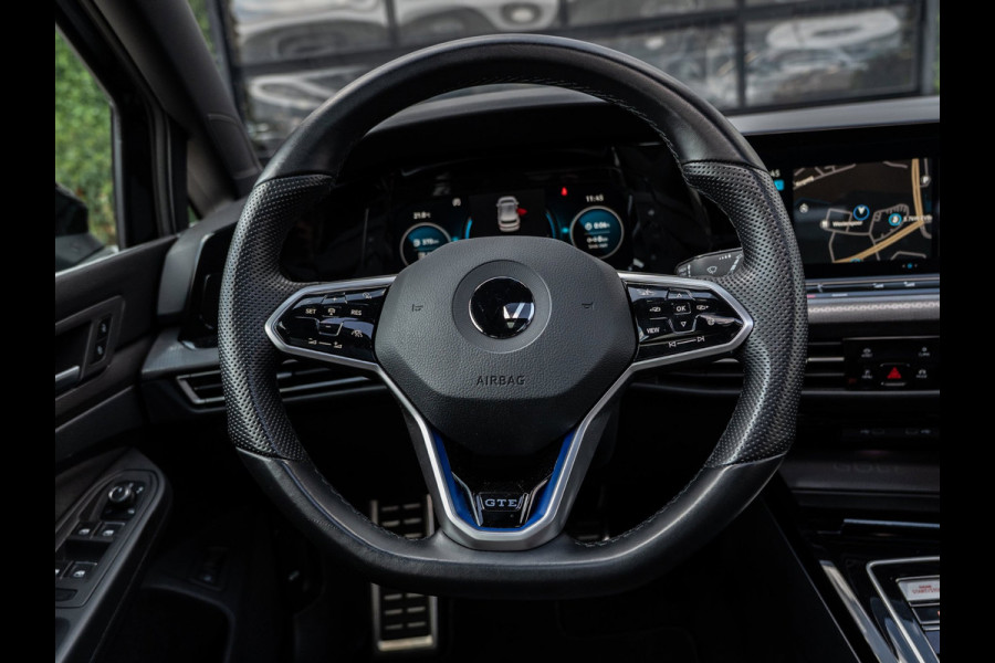 Volkswagen Golf 1.4 eHybrid 245PK GTE | Matrix | Pano | Camera | Trekhaak