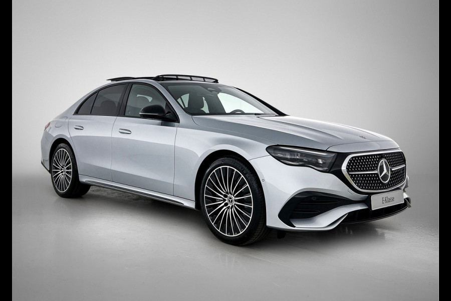 Mercedes-Benz E-Klasse 300 e Sport Edition | Nightpakket | Parkeerpakket | Memorypakket | Trekhaak | Panoramaschuifdak | 360° camera | 20-inch multispaak AMG velgen | GUARD 360° | Warmtewerend, donkergetint glas |