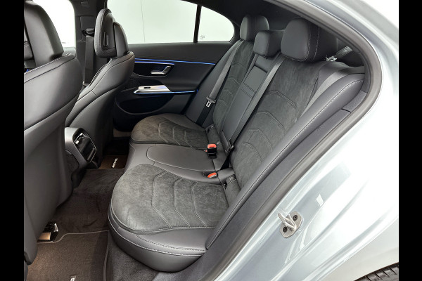 Mercedes-Benz E-Klasse 300 e Sport Edition | Nightpakket | Parkeerpakket | Memorypakket | Trekhaak | Panoramaschuifdak | 360° camera | 20-inch multispaak AMG velgen | GUARD 360° | Warmtewerend, donkergetint glas |