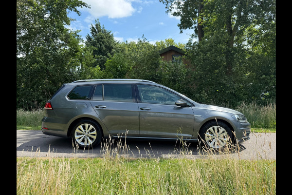 Volkswagen Golf Variant 1.5 TSI Comfortline Business | Automaat + Camera + Trekhaak Nu € 11.975,-!!!