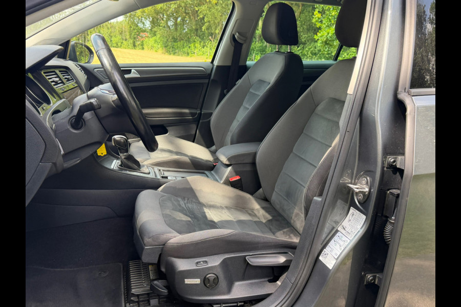 Volkswagen Golf Variant 1.5 TSI Comfortline Business | Automaat + Camera + Trekhaak Nu € 11.975,-!!!