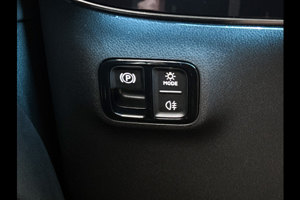 Mercedes-Benz Glb 200 Business Solution AMG 7p. 58 kWh | Premium Plus pakket | Winterpakket | Nightpakket | Parkeerpakket | Trekhaak | Sportstoelen | GUARD 360° | Vast panoramadak | Burmester® 3D surround sound system | 19” vijfspaaks AMG-velgen |
