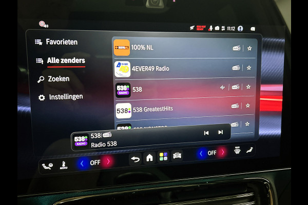 Mercedes-Benz Glb 200 Business Solution AMG 7p. 58 kWh | Premium Plus pakket | Winterpakket | Nightpakket | Parkeerpakket | Trekhaak | Sportstoelen | GUARD 360° | Vast panoramadak | Burmester® 3D surround sound system | 19” vijfspaaks AMG-velgen |