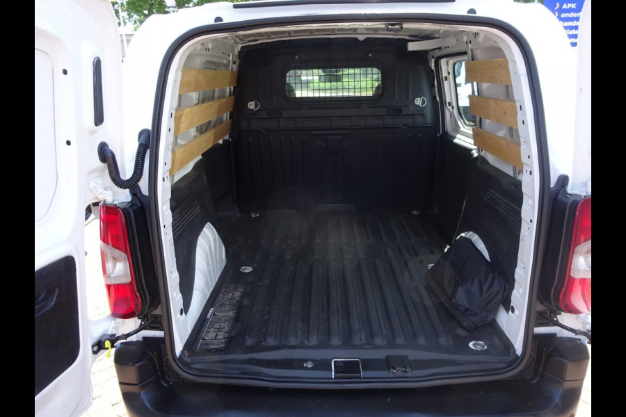 Peugeot Partner 1.2 PureTech Pro BENZINE AIRCO NAVI CRUISE CONTROL PDC SCHUIFDEUR