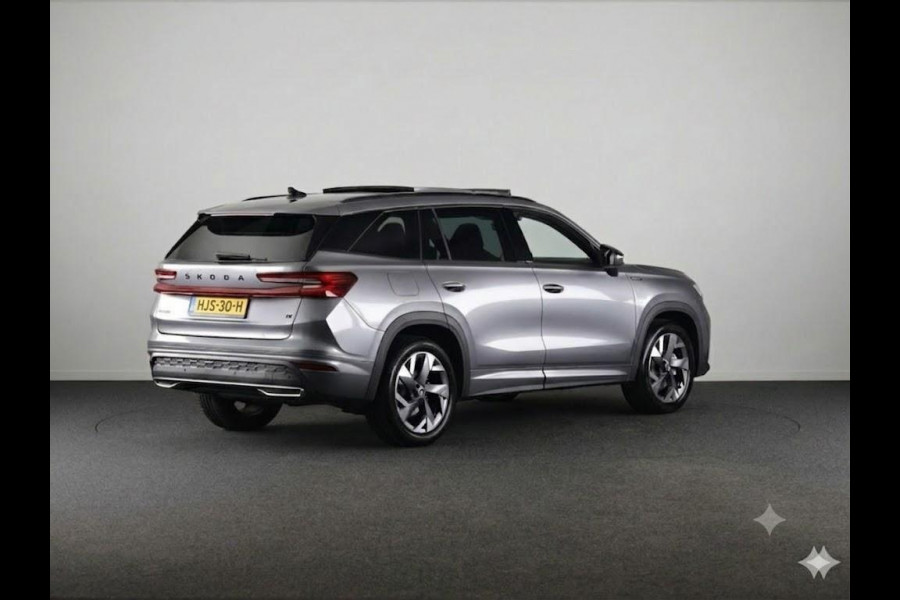 Škoda Kodiaq 1.5 TSI PHEV Sportline Business 204 pk Automaat (DSG) | Verlengde garantie | Panoramadak | Trekhaak (wegklapbaar) | Parkeersensoren | Achteruitrijcamera | Stoelverwarming v/a |