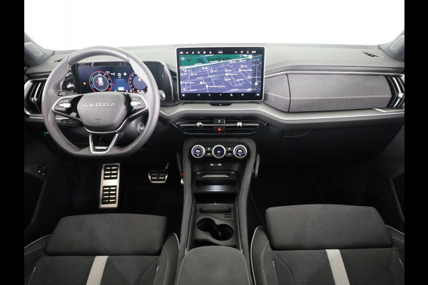 Škoda Kodiaq 1.5 TSI PHEV Sportline Business 204 pk Automaat (DSG) | Verlengde garantie | Panoramadak | Trekhaak (wegklapbaar) | Parkeersensoren | Achteruitrijcamera | Stoelverwarming v/a |