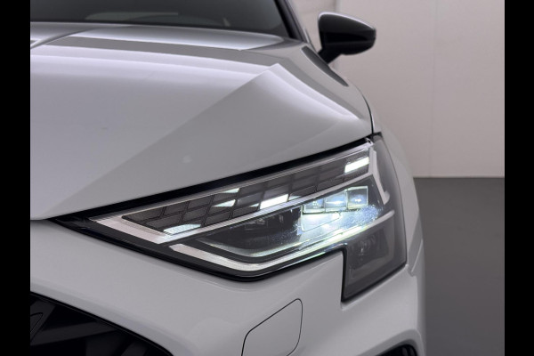 Audi A3 Sportback 45 TFSI e S edition Competition 272pk PHEV| 8.000KM!  | INCL. BTW | 143km RANGE WLTP!! | ADD. CRUISE | PANORAMADAK | FABRIEKSGARANTIE t/m 04-2027| MEGA COMPLETE AUTO| S-LINE BINNEN + BUITEN| LEDER|
