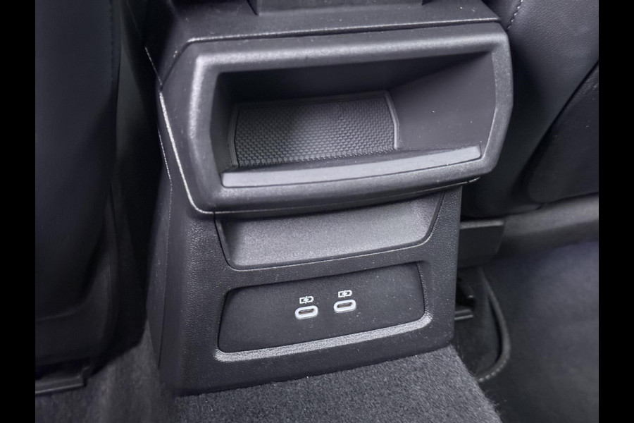 Audi A3 Sportback 45 TFSI e S edition Competition 272pk PHEV| 8.000KM!  | INCL. BTW | 143km RANGE WLTP!! | ADD. CRUISE | PANORAMADAK | FABRIEKSGARANTIE t/m 04-2027| MEGA COMPLETE AUTO| S-LINE BINNEN + BUITEN| LEDER|