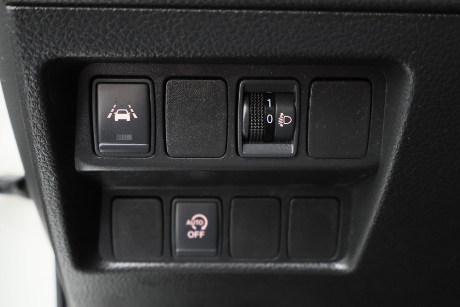 Nissan QASHQAI 1.2 N-Connecta Panoramadak, 360° Camera, Cruise, Bluetooth, Rijstrooksenor, PDC, 18''