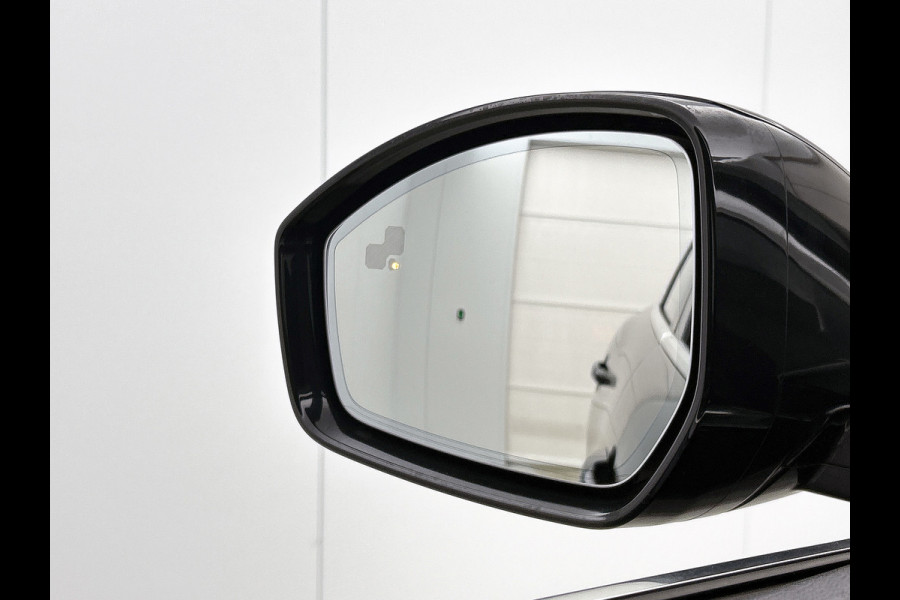 Jaguar F-Pace 2.0 Portfolio AWD 30t | 301PK | NL-AUTO | GOED ONDERH | CARPLAY | CLIMATE | ACHTERCAM | LANE ASS | CRUISECONTRL |