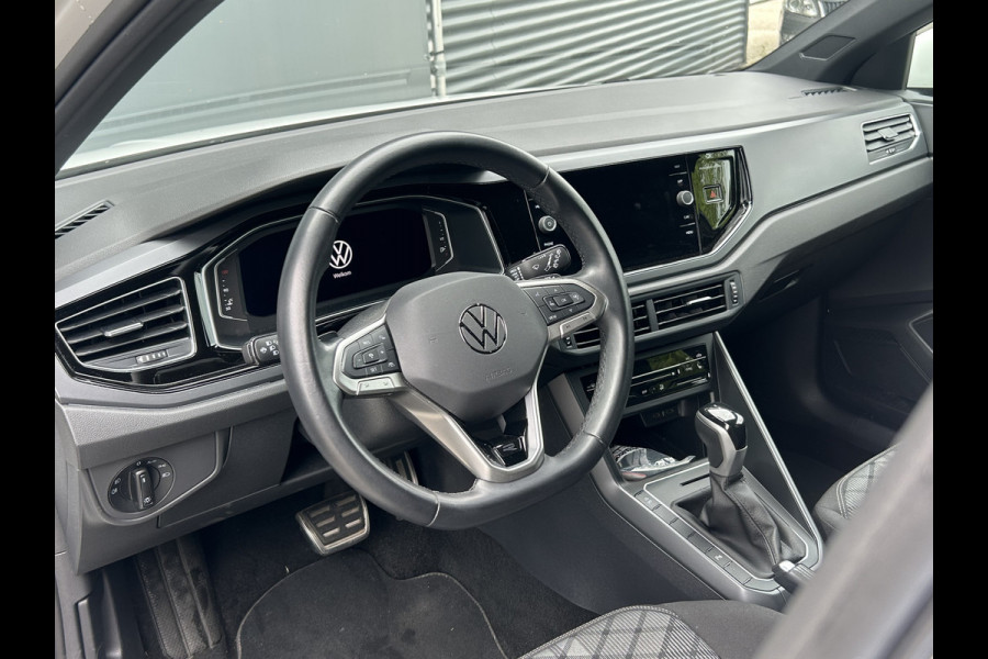 Volkswagen Taigo BWJ 2022 | 1.0 TSI R-Line Business AUTOMAAT | CAMERA A | VIRT. COCKPIT | PDC 2X | DONKER GLAS | 18'' LMV | CLIMA | NAVI |