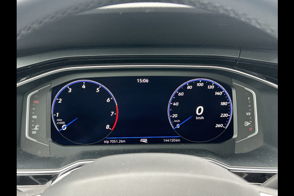 Volkswagen Taigo BWJ 2022 | 1.0 TSI R-Line Business AUTOMAAT | CAMERA A | VIRT. COCKPIT | PDC 2X | DONKER GLAS | 18'' LMV | CLIMA | NAVI |