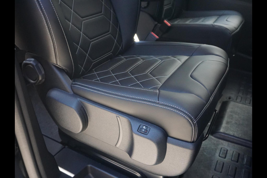 Opel Vivaro-e Dubbele Cabine 75kWh | STX Sport | Mooiste  bus van NL (!) | Lederen bekleding | Spoilerpakket | 18 inch Lichtmetalen velgen | Dynamic Comfort NAV Pakket | Winterpakket | 2x schuifdeur | Betimmering | Comfortstoelen |
