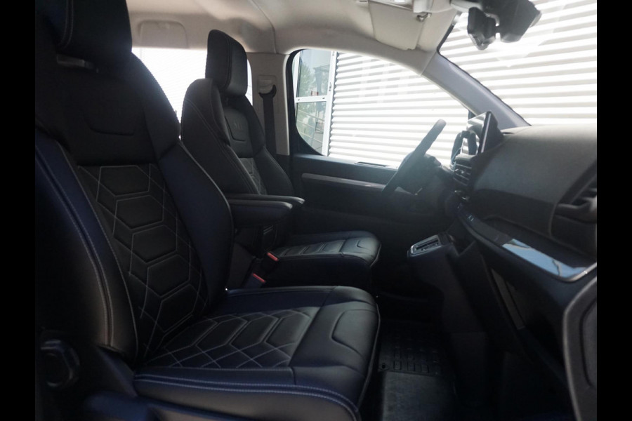 Opel Vivaro-e Dubbele Cabine 75kWh | STX Sport | Mooiste  bus van NL (!) | Lederen bekleding | Spoilerpakket | 18 inch Lichtmetalen velgen | Dynamic Comfort NAV Pakket | Winterpakket | 2x schuifdeur | Betimmering | Comfortstoelen |