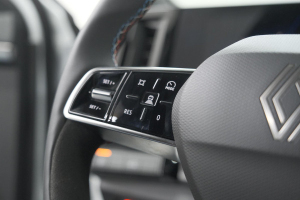 Renault Austral 1.2 E-Tech Full Hybrid 200 Esprit Alpine | 360 Camera | Adaptieve Cruise Control | Matrix Koplampen | Elektrische Kofferklep