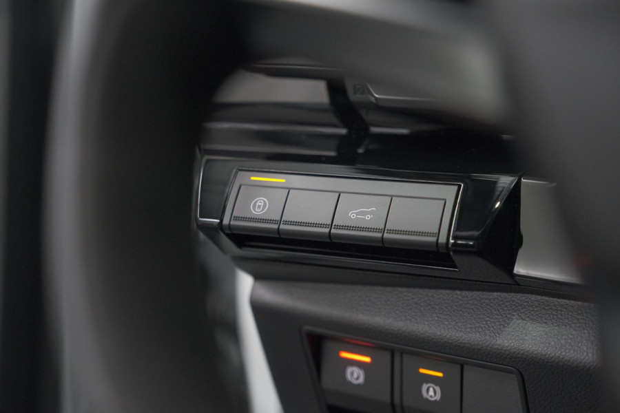 Renault Austral 1.2 E-Tech Full Hybrid 200 Esprit Alpine | 360 Camera | Adaptieve Cruise Control | Matrix Koplampen | Elektrische Kofferklep
